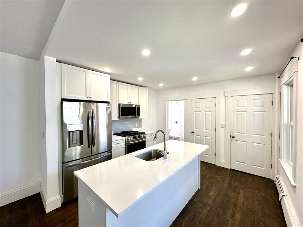 70 Gardner Street, Unit 1 Waltham, MA 02453 - Photo 4 of 17