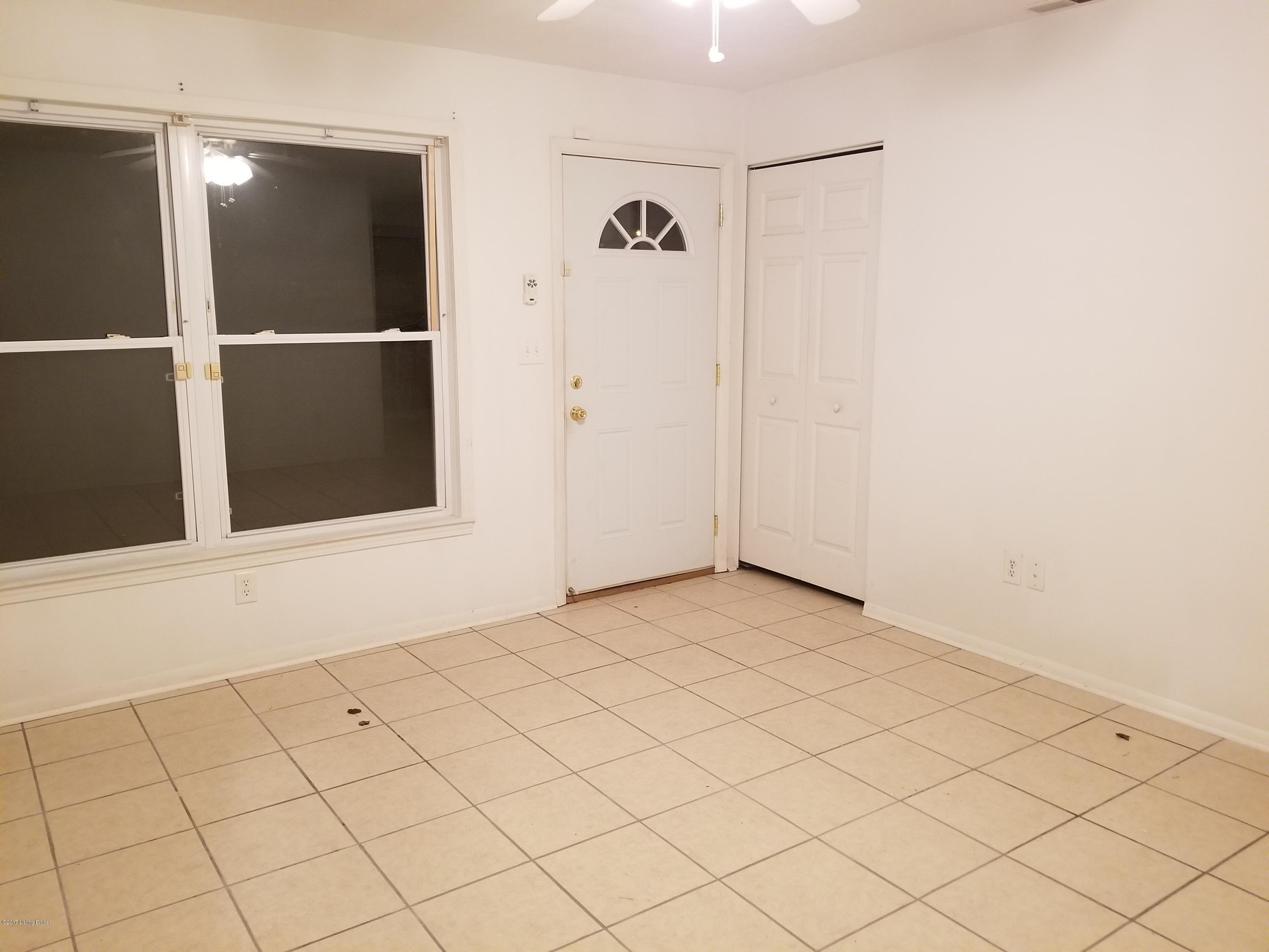 109 Dale Road Hillview, KY 40229 - Photo 6 of 31 20171222_192521