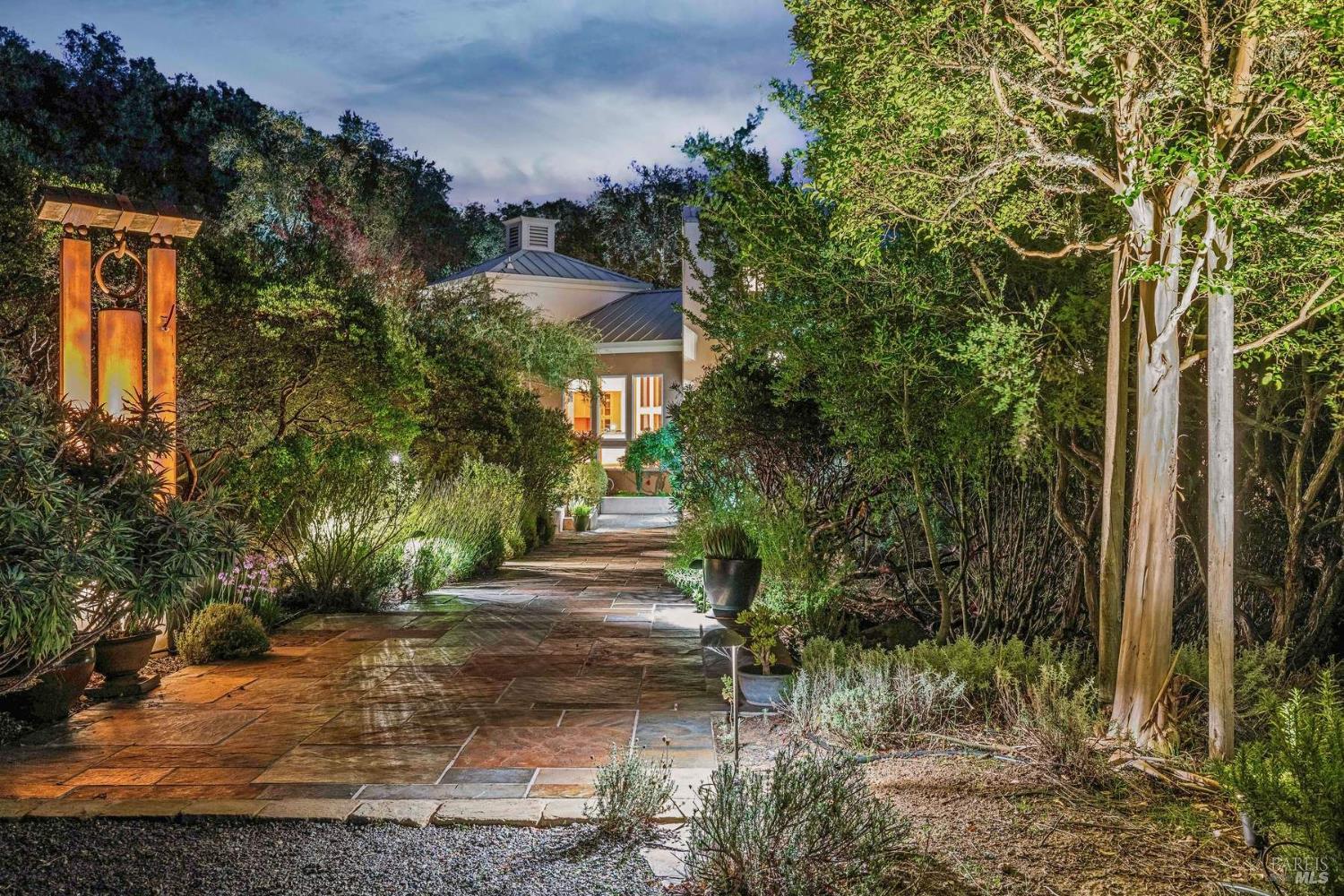 10300 Slattery Road Kenwood, CA 95452 - Photo 2 of 35 a view of a yard in front of house