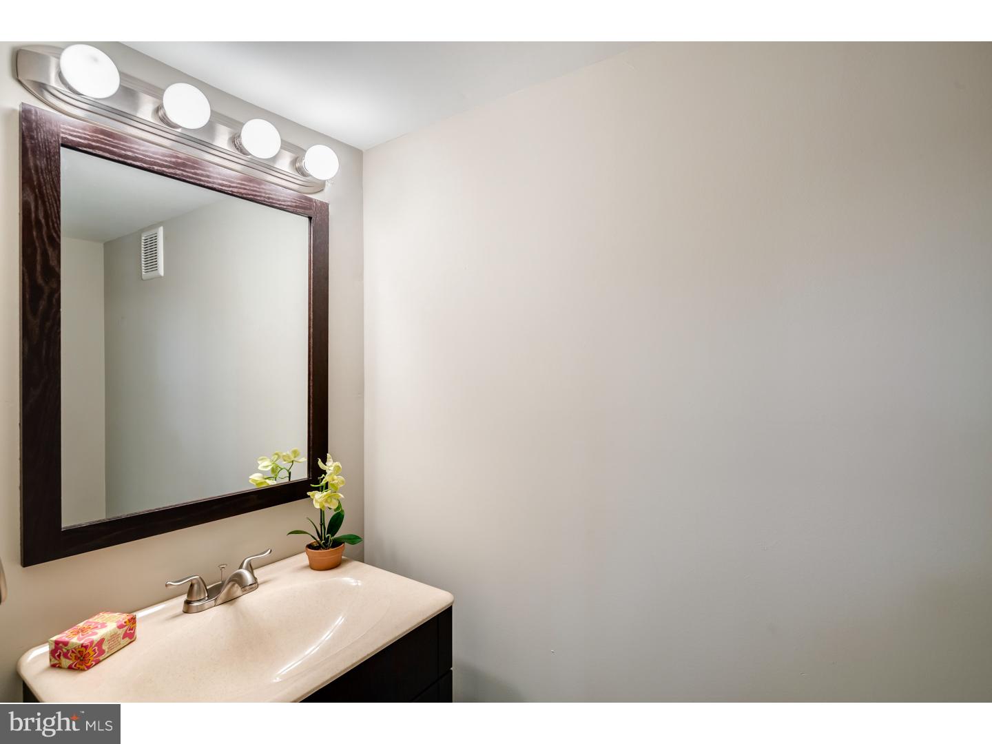 1275 Tanyard Road Sewell, NJ 08080 - Photo 11 of 22 Gallery Image 11