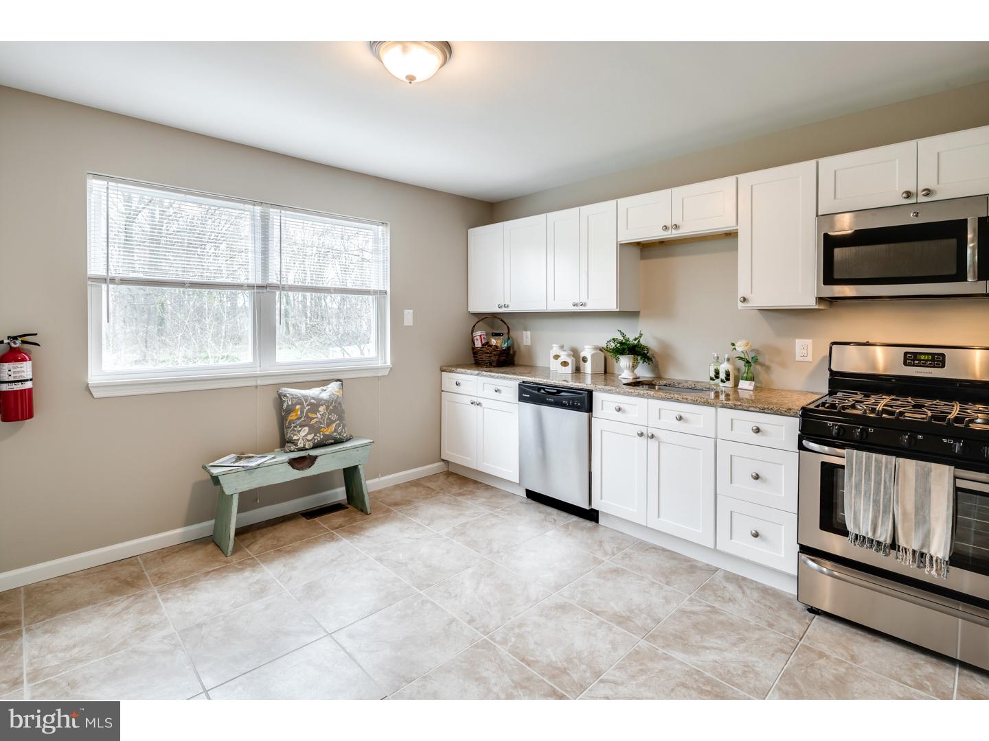1275 Tanyard Road Sewell, NJ 08080 - Photo 8 of 22 Gallery Image 8
