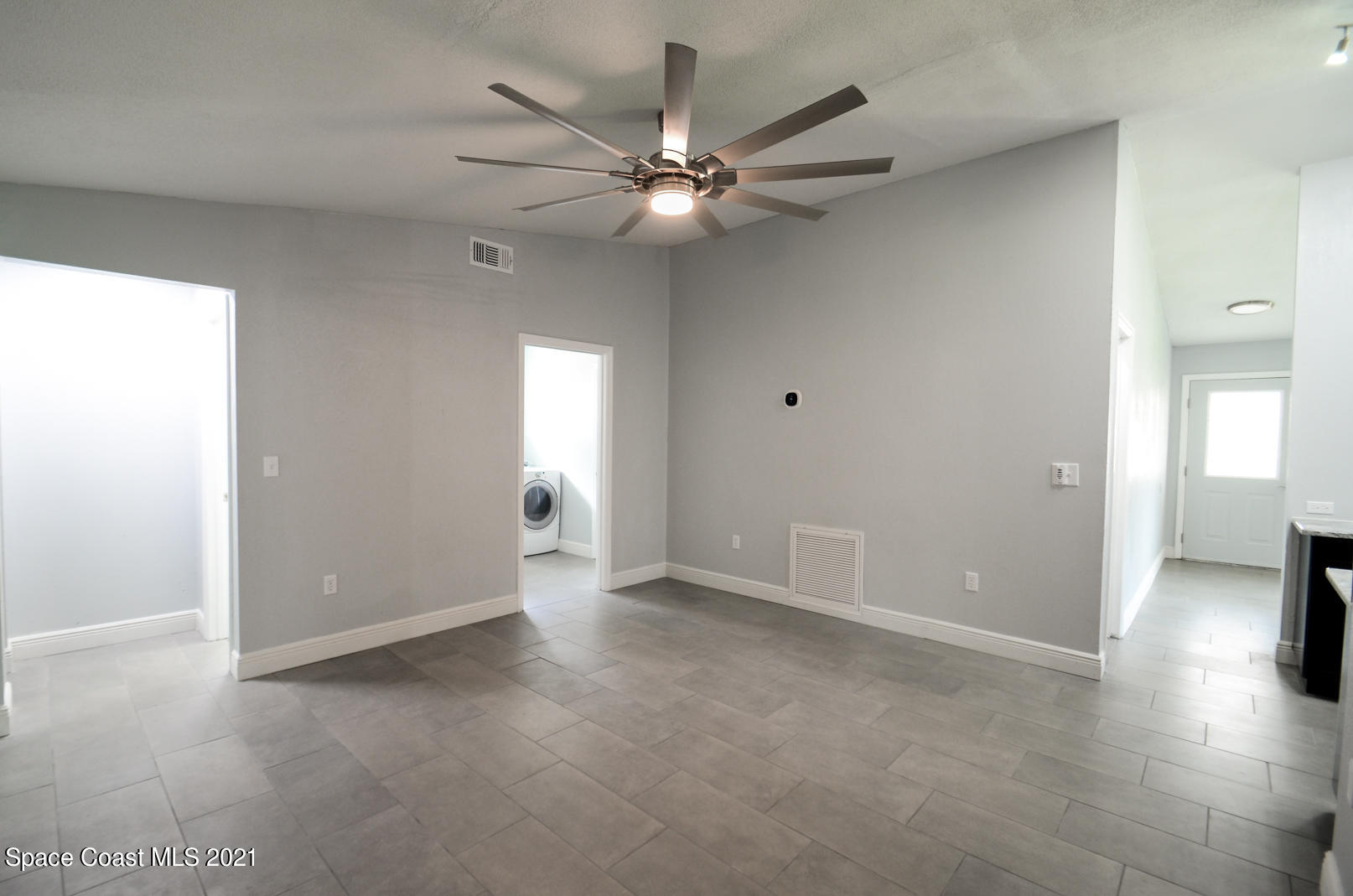 7005 Bismark Road Cocoa, FL 32927 - Photo 11 of 37 DSC_2723