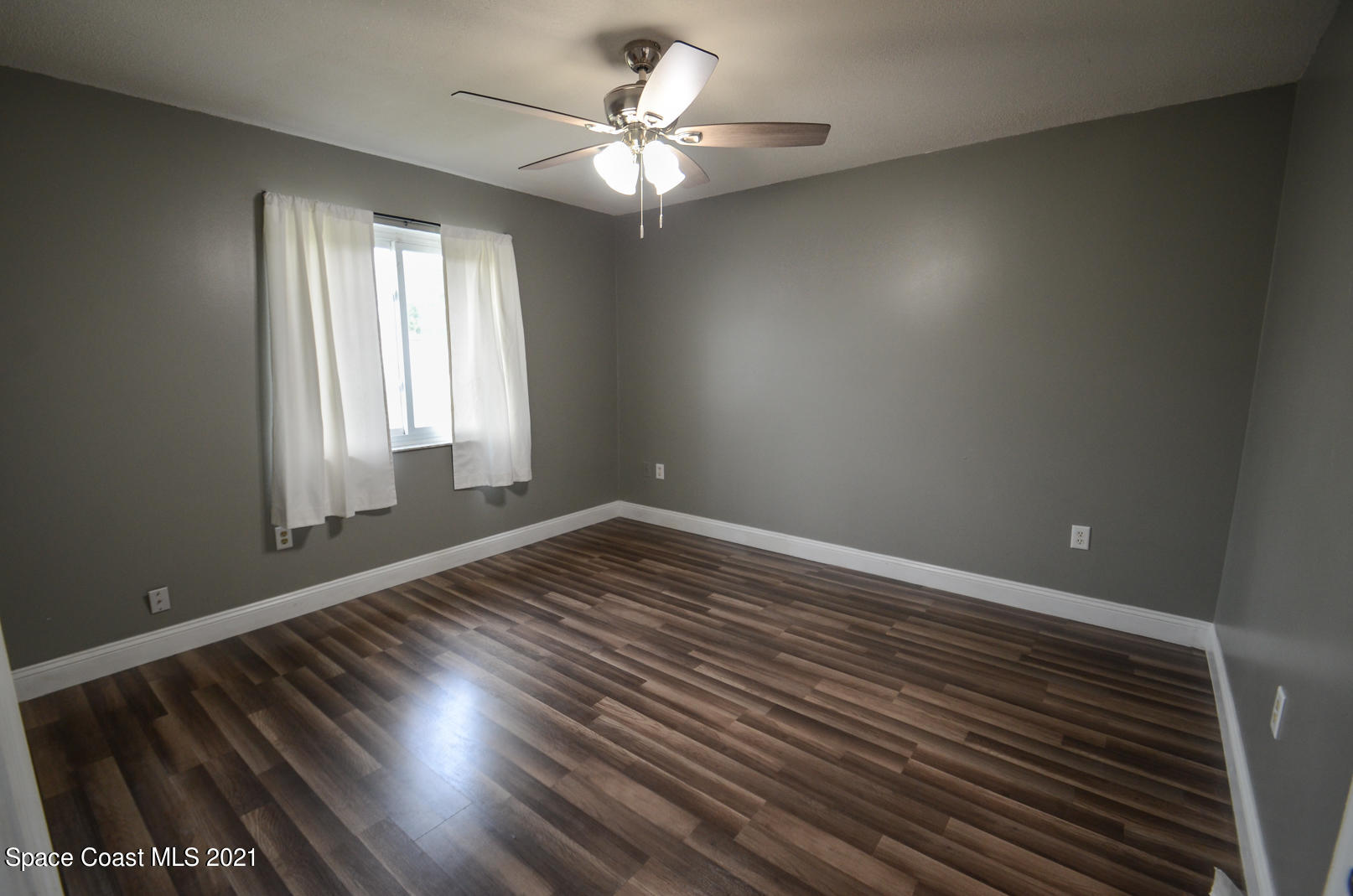 7005 Bismark Road Cocoa, FL 32927 - Photo 14 of 37 DSC_2784