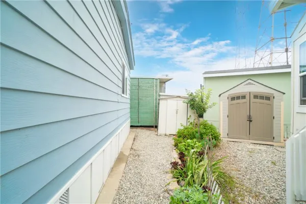 $179,000 | 17700 South Western Avenue, Unit 174, Gardena, CA 90248