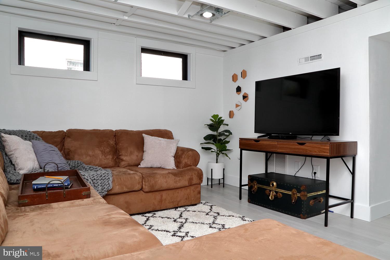 1541 Robert Road Lancaster, PA 17601 - Photo 17 of 34 Gather around for the big game or a family movie!