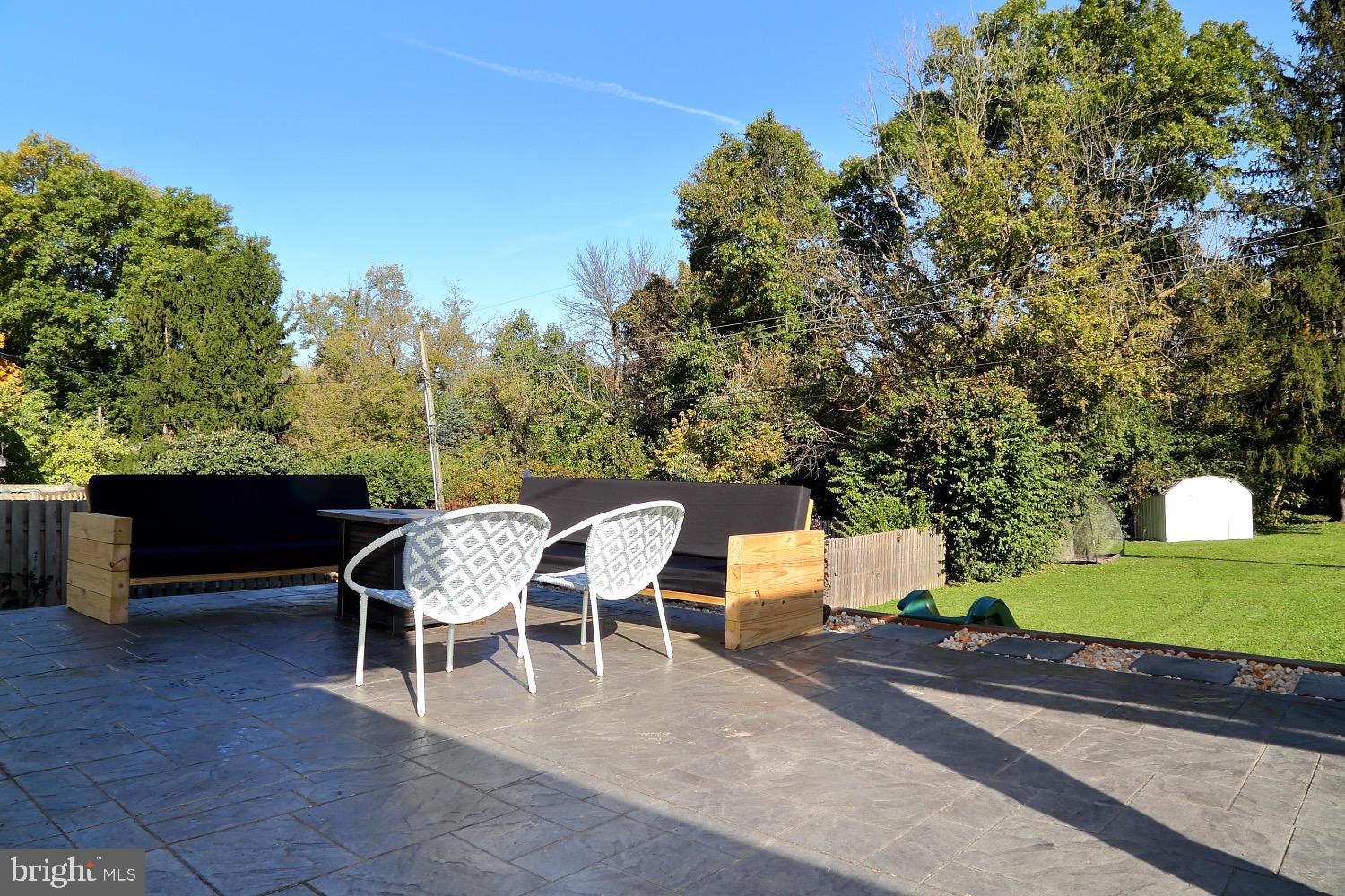 1541 Robert Road Lancaster, PA 17601 - Photo 29 of 34 Hosting outdoor fun just got easier...