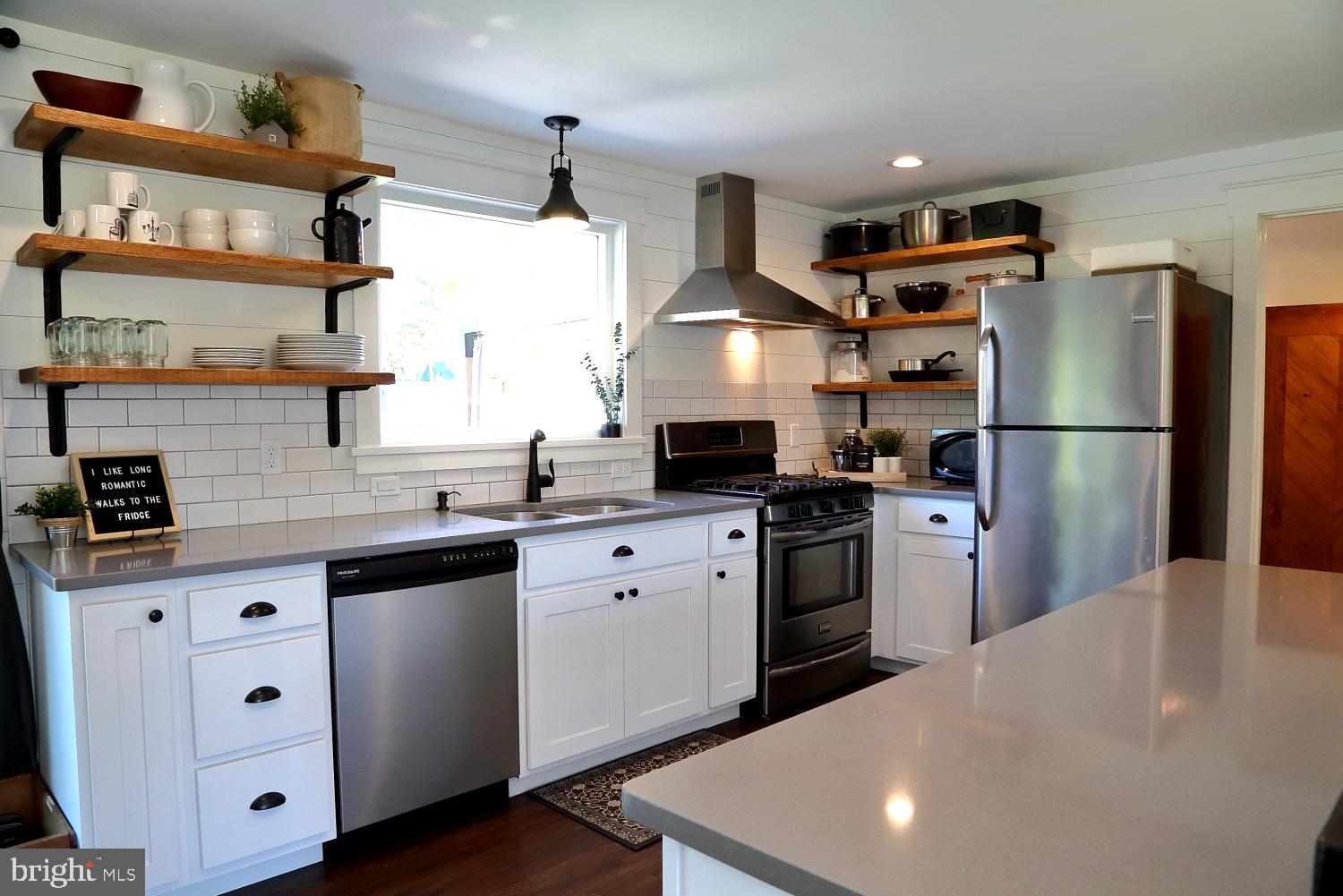 1541 Robert Road Lancaster, PA 17601 - Photo 6 of 34 Sleek and gourmet feel...so well designed!