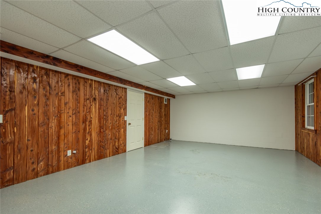 1195 Long Branch Road Lansing, NC 28643 - Photo 30 of 31 a view of an empty room
