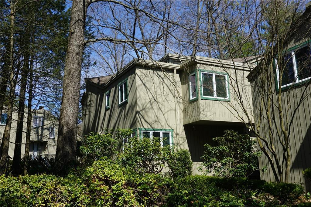 2 Talcott Glen Road, Unit J Farmington, CT 06032 - Photo 1 of 1 a view of a house with a yard