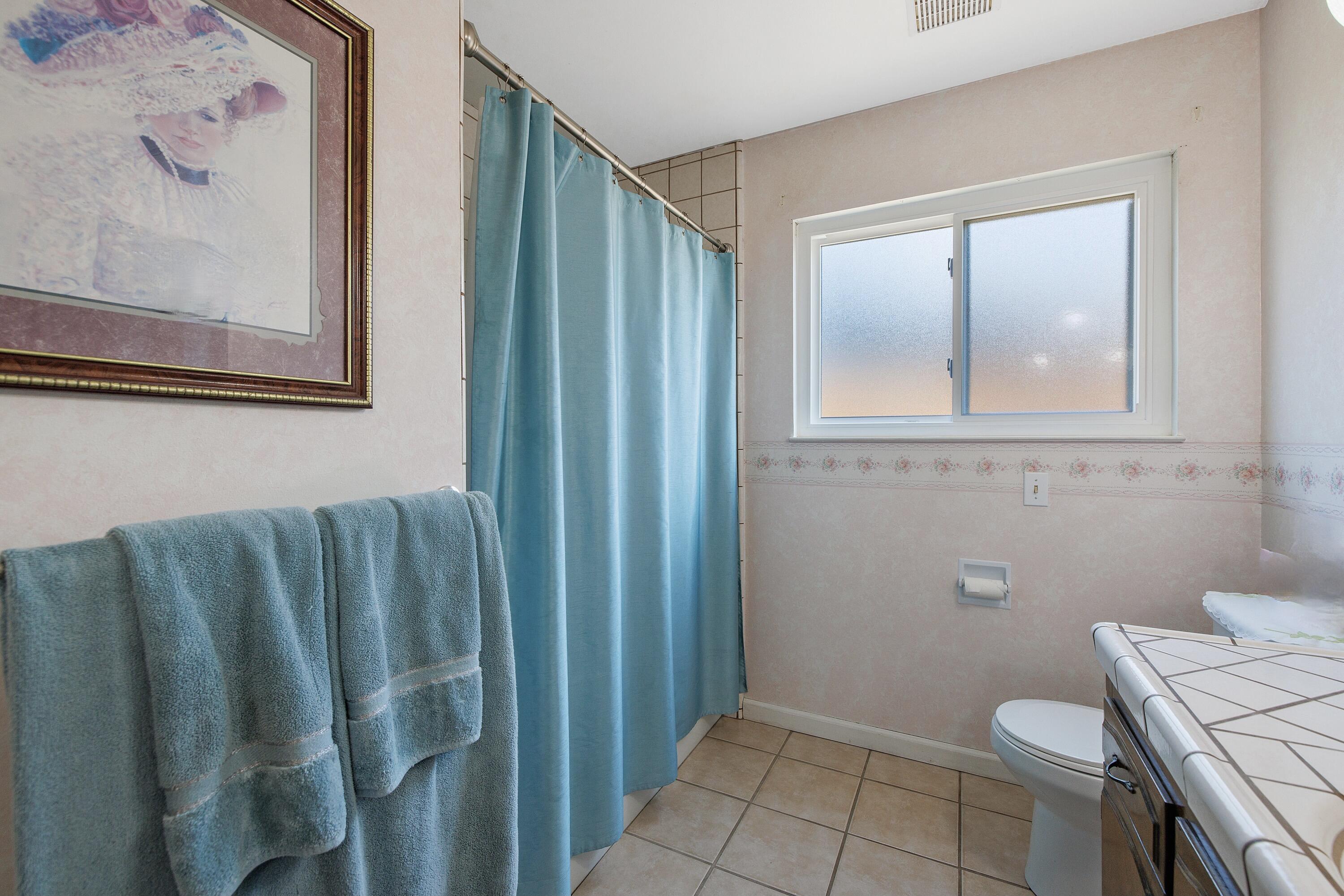 1191 North Hope Avenue Reedley, CA 93654 - Photo 32 of 42 713A0383