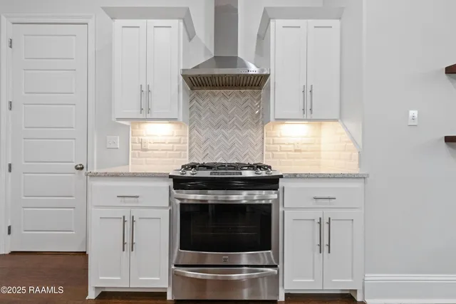 $299,000 | 106 Whitewater Drive, Broussard, LA 70518