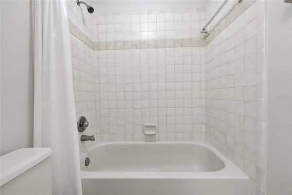 $268,500 | 5328 Northwest 9 Lane, Gainesville, FL 32605