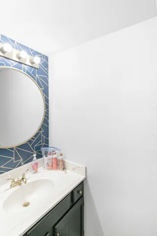 $365,000 | 62 Washington Avenue, Streamwood, IL 60107