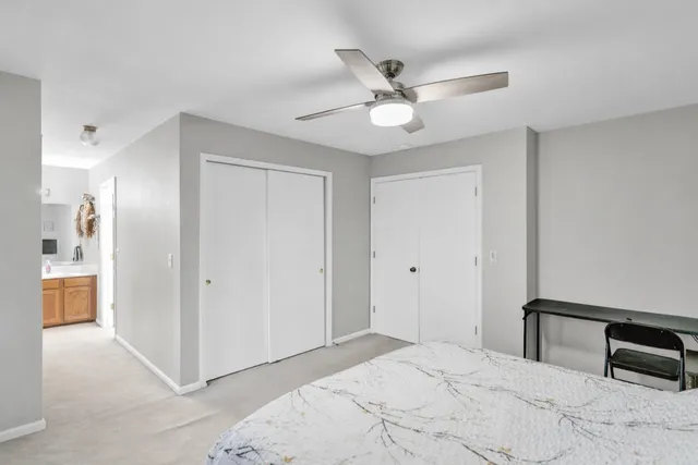 $365,000 | 62 Washington Avenue, Streamwood, IL 60107