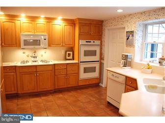 117 Pearl Croft Road Cherry Hill, NJ 08034 - Photo 5 of 12 Gallery Image 5