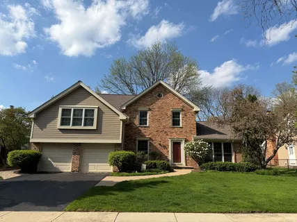 $750,000 | 1085 East Gartner Road, Naperville, IL 60540