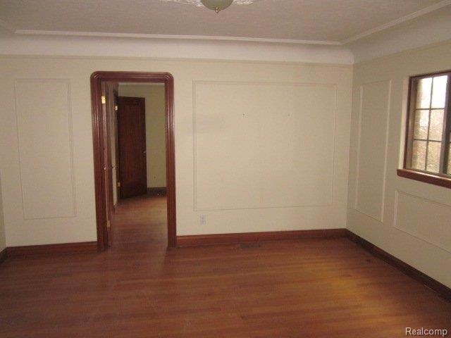 4883 Audubon Road Detroit, MI 48224 - Photo 2 of 6 4883 Dining room.JPG