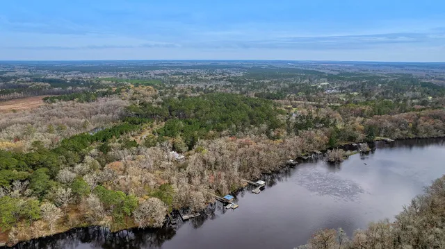 $185,000 | 8 Savannah Highway, Adams Run, SC 29426