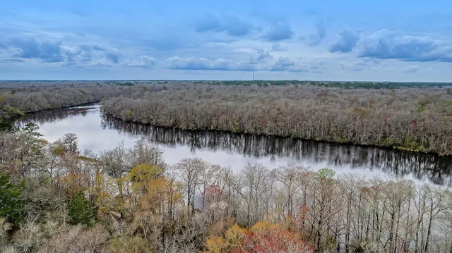 $185,000 | 8 Savannah Highway, Adams Run, SC 29426