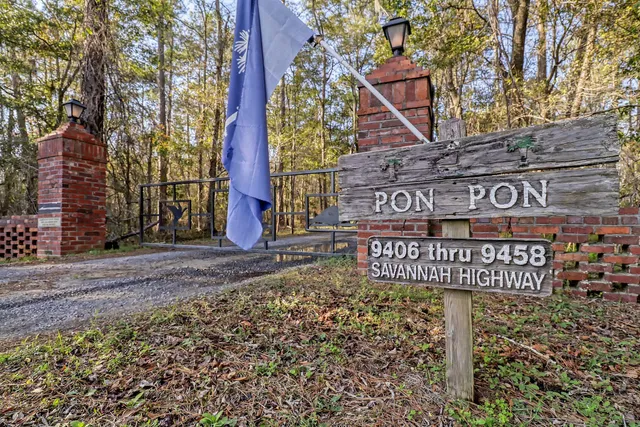 $185,000 | 8 Savannah Highway, Adams Run, SC 29426