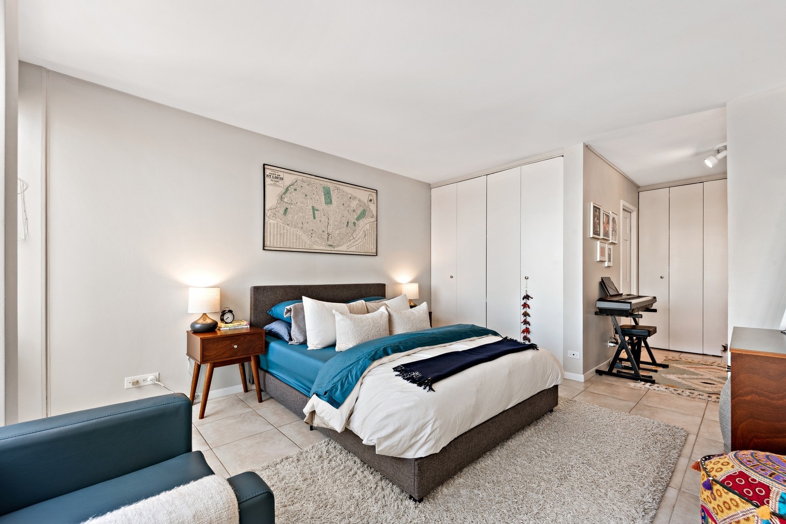 111 East Chestnut Street, Unit 37D Chicago, IL 60611 - Photo 13 of 24