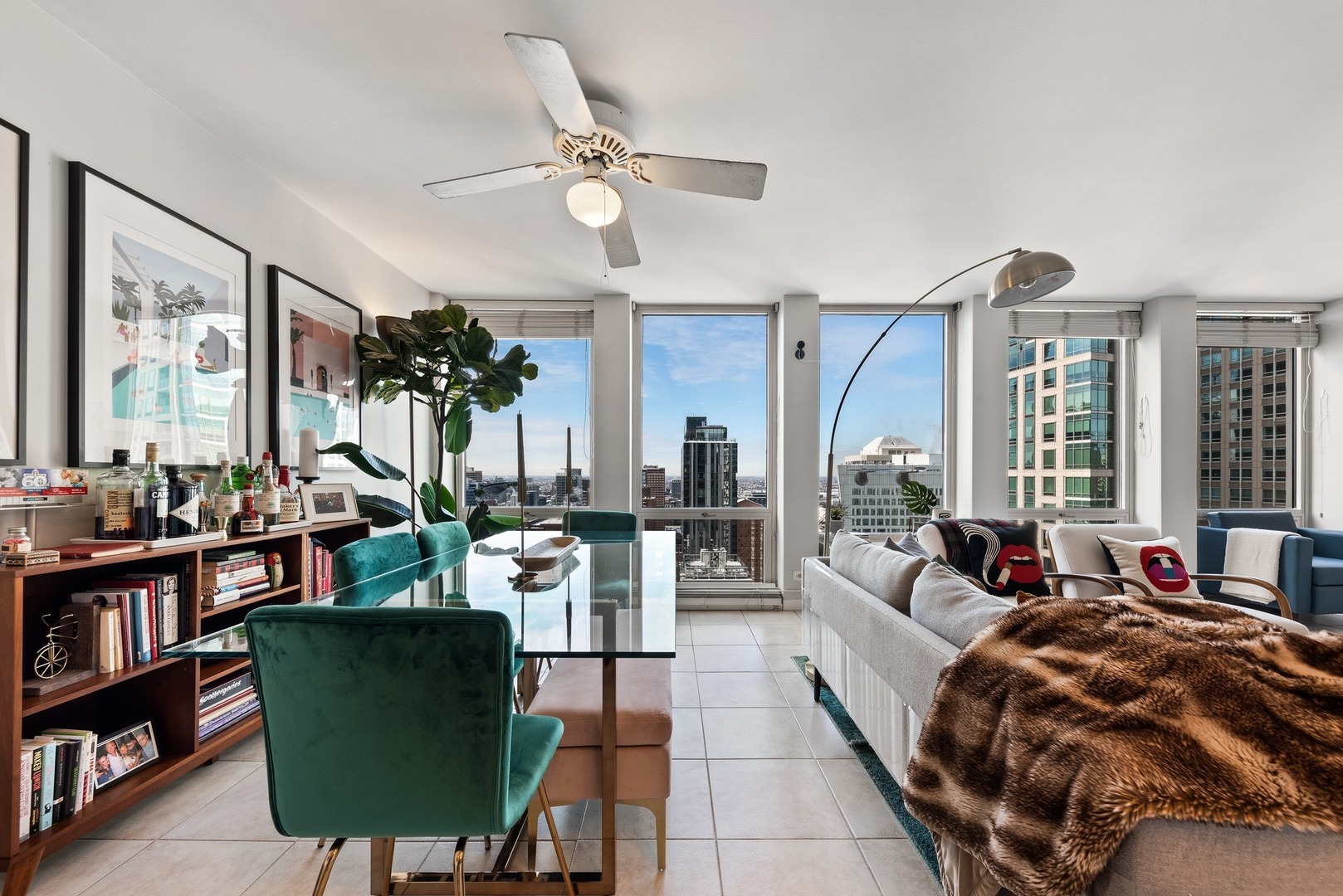 111 East Chestnut Street, Unit 37D Chicago, IL 60611 - Photo 7 of 24