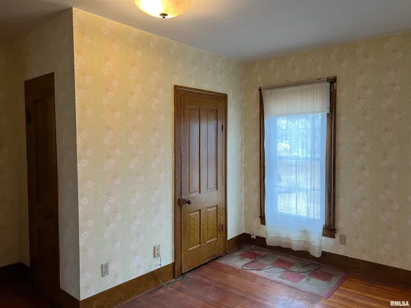 $54,900 | 813 Goltra Avenue, Jacksonville, IL 62650