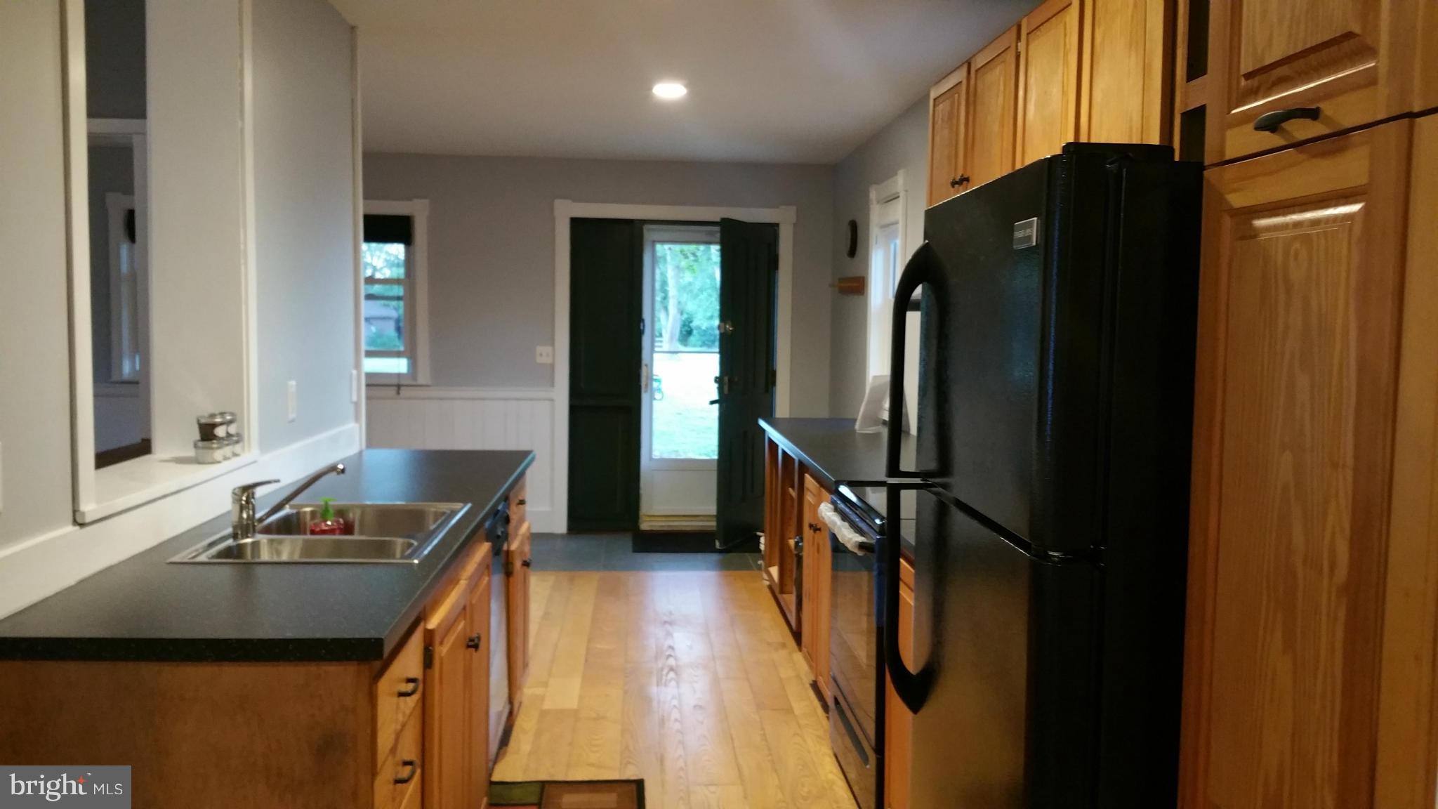 204 Broad Street Crumpton, MD 21628 - Photo 9 of 20 Kitchen