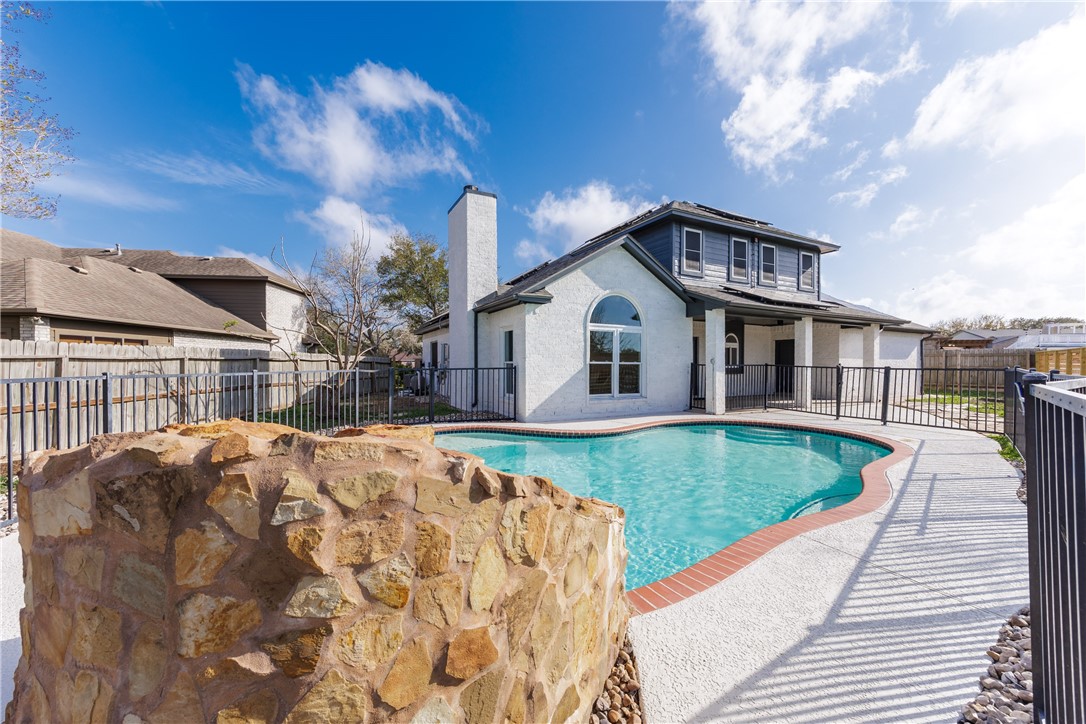 6402 Avignon Street Corpus Christi, TX 78414 - Photo 2 of 36