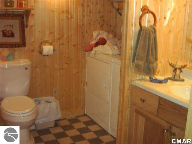 7748 Timber Rdg Way Blanchard, MI 49310 - Photo 9 of 18 1774344-8.JPG