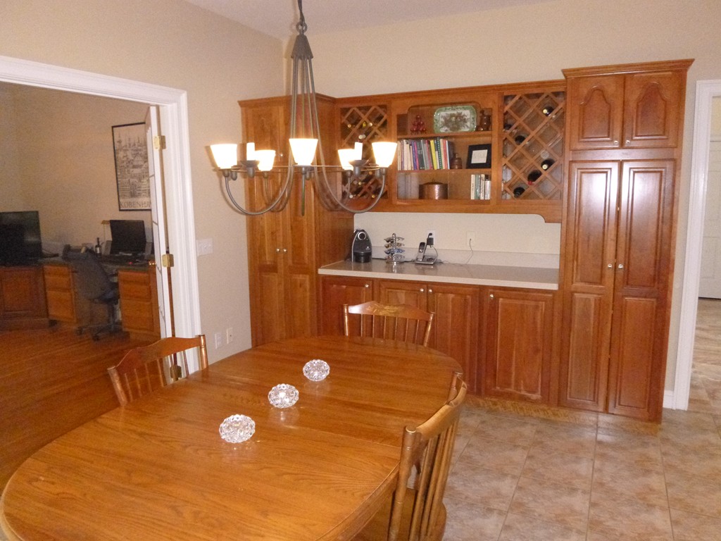 175 Robinson Road Boxborough, MA 01719 - Photo 8 of 30 a view of a dining room with furniture
