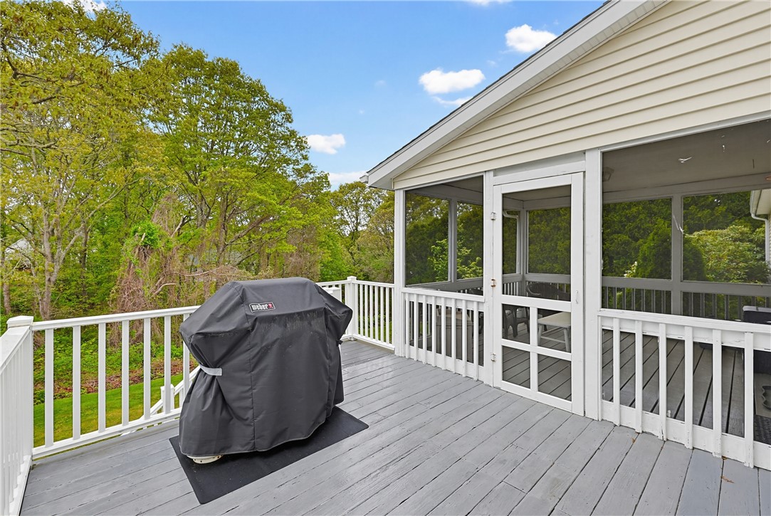 28 Rockridge Road Westerly, RI 02891 - Photo 22 of 40