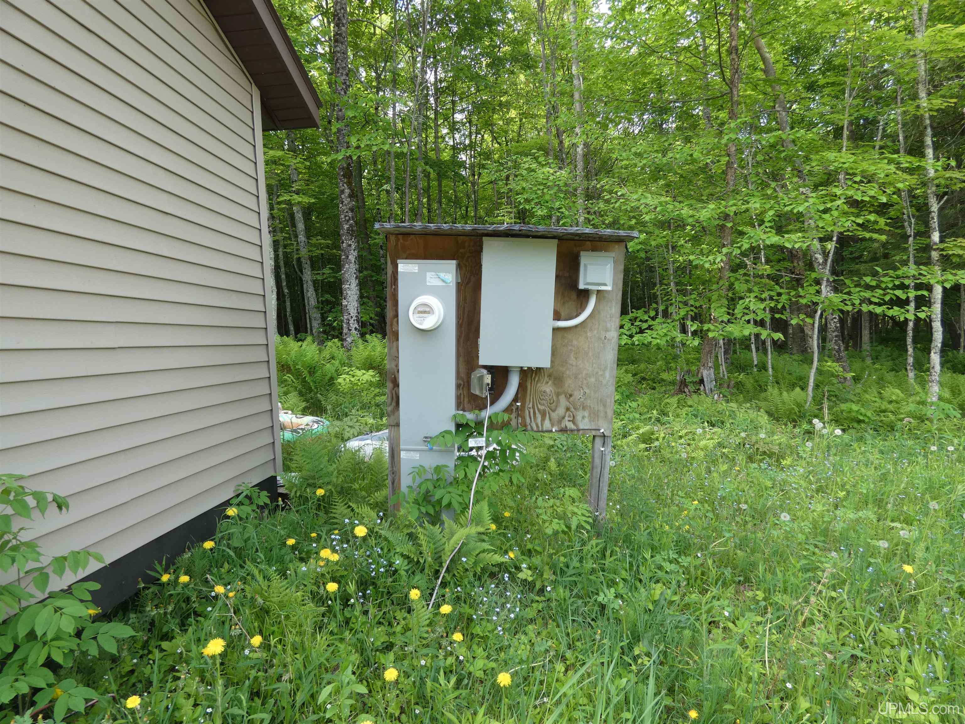 N9099 East Shore Road Marenisco, MI 49947 - Photo 9 of 27