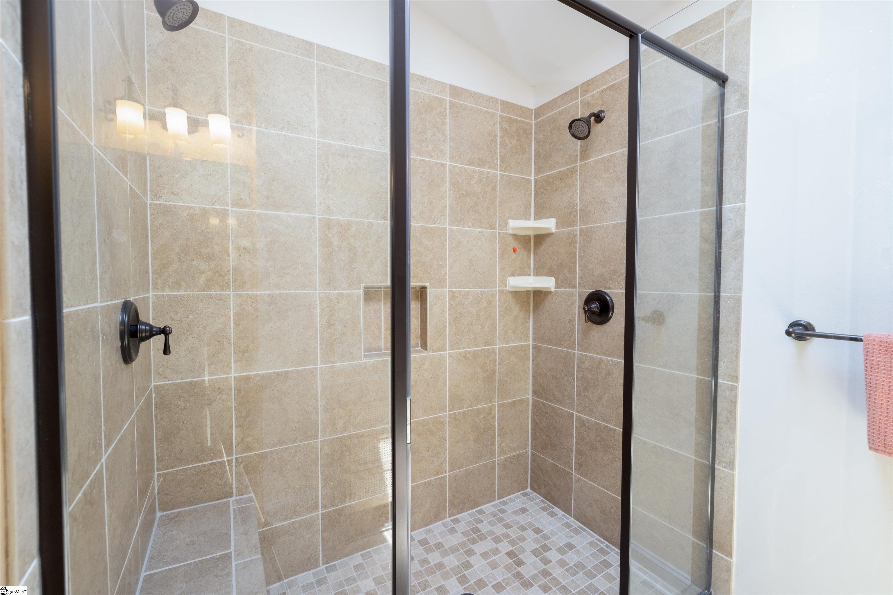 418 Sunset Point Drive West Union, SC 29696 - Photo 18 of 36