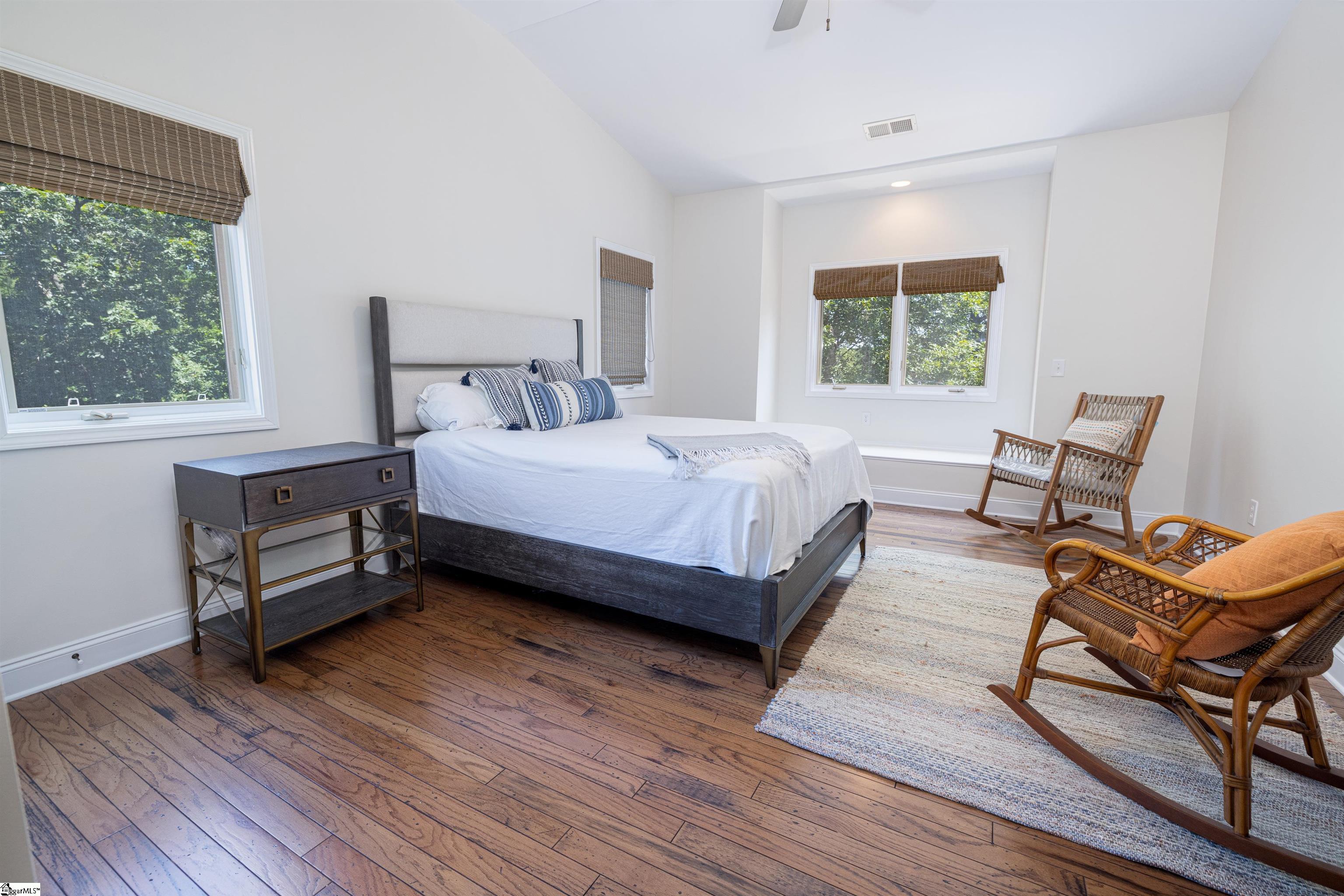 418 Sunset Point Drive West Union, SC 29696 - Photo 19 of 36