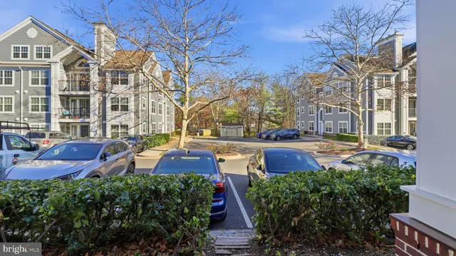 $2,400 | 164 Kendrick Place, Unit 16416, Gaithersburg, MD 20878