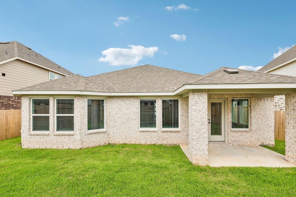2814 Clapbread Lane Rosenberg, TX 77471 - Photo 30 of 36 Gallery Image 30