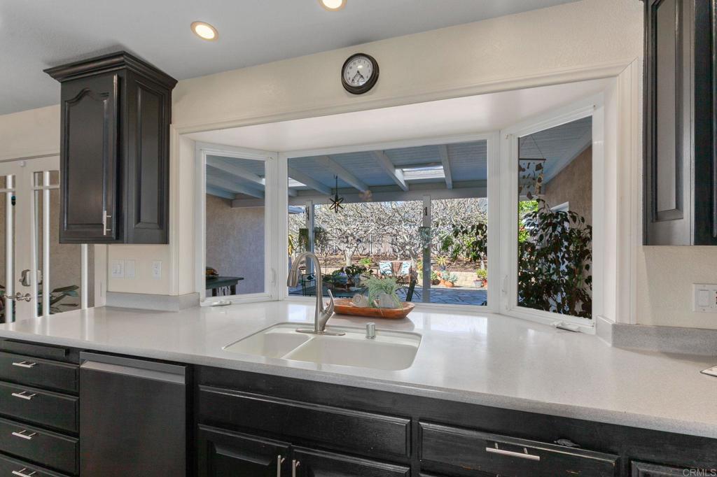 3326 Monroe Street Carlsbad, CA 92008 - Photo 15 of 63