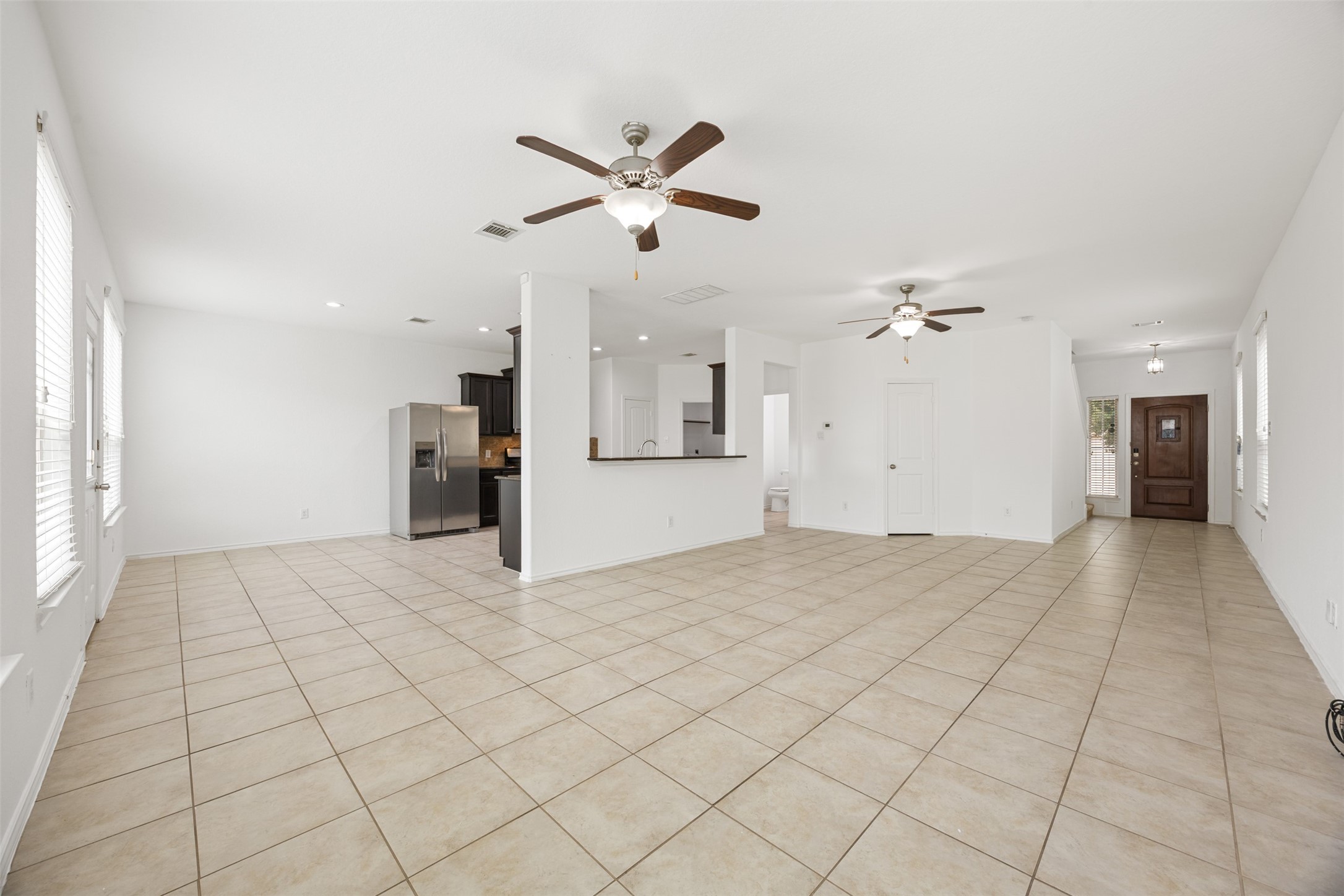 13826 Roman Ridge Lane Houston, TX 77047 - Photo 6 of 28 Gallery Image 6