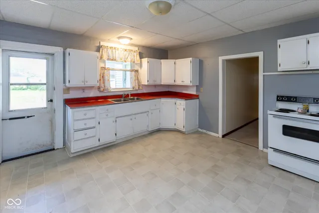 $218,000 | 206 West Wall Street, Advance, IN 46102