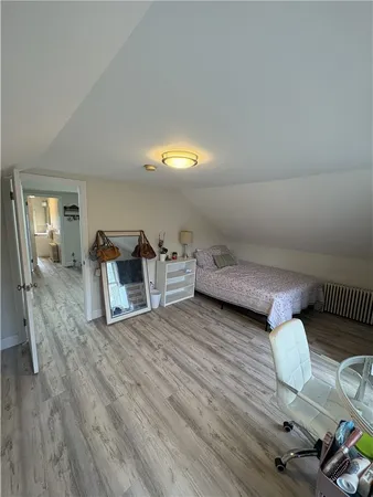 $1,950 | 8 Bridge Street, Unit 3, Newport, RI 02840