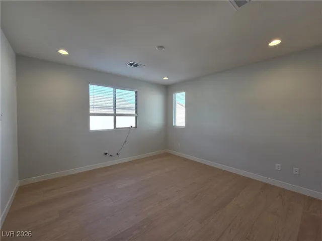 $2,500 | 9280 Encounter Avenue, Las Vegas, NV 89143