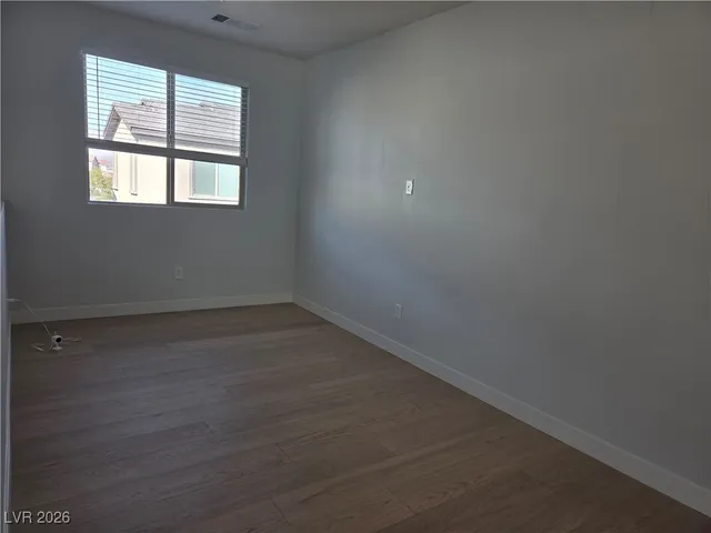 $2,700 | 9280 Encounter Avenue, Las Vegas, NV 89143