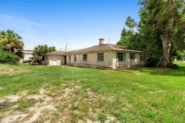 $2,100 | 510 Old Daytona Road, DeLand, FL 32724