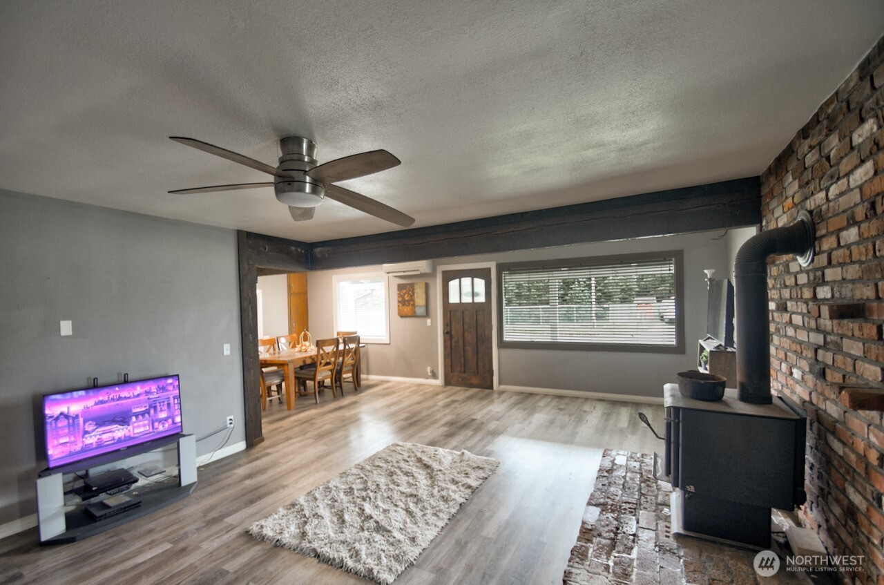 269 Brim Road Onalaska, WA 98570 - Photo 4 of 26