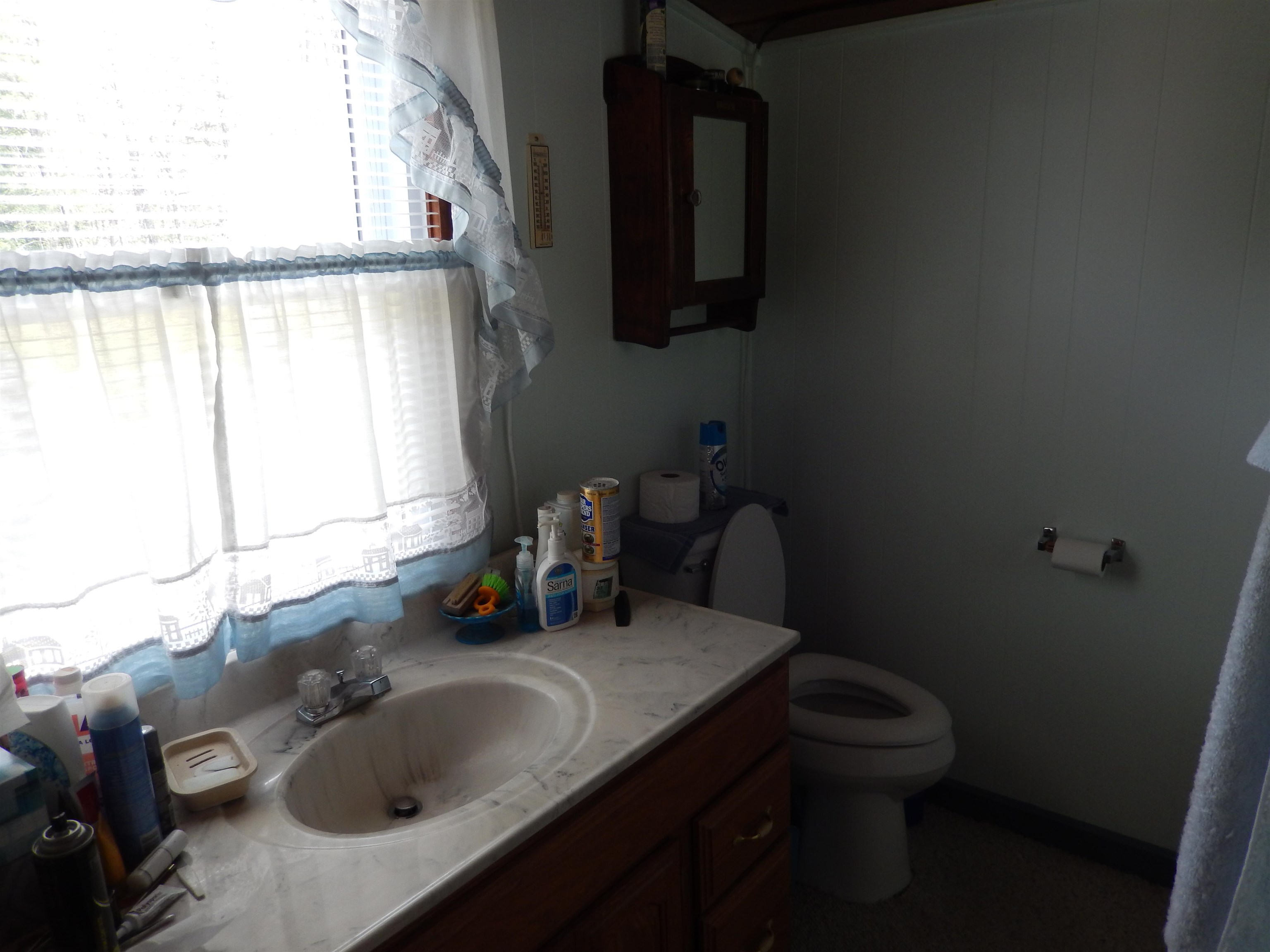 6585 Kemp Road Hale, MI 48739 - Photo 18 of 30 1904700-17.JPG