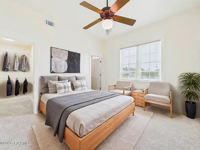 $395,000 | 1127 Camellia Boulevard, Unit H1, Lafayette, LA 70508