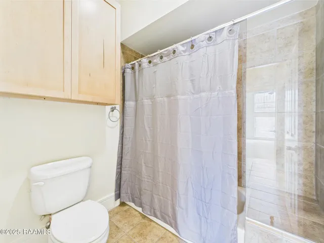 $395,000 | 1127 Camellia Boulevard, Unit H1, Lafayette, LA 70508