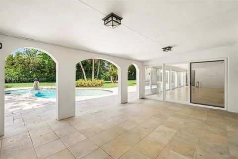 $2,990,000 | 6601 Chapman Field Drive, Pinecrest, FL 33156