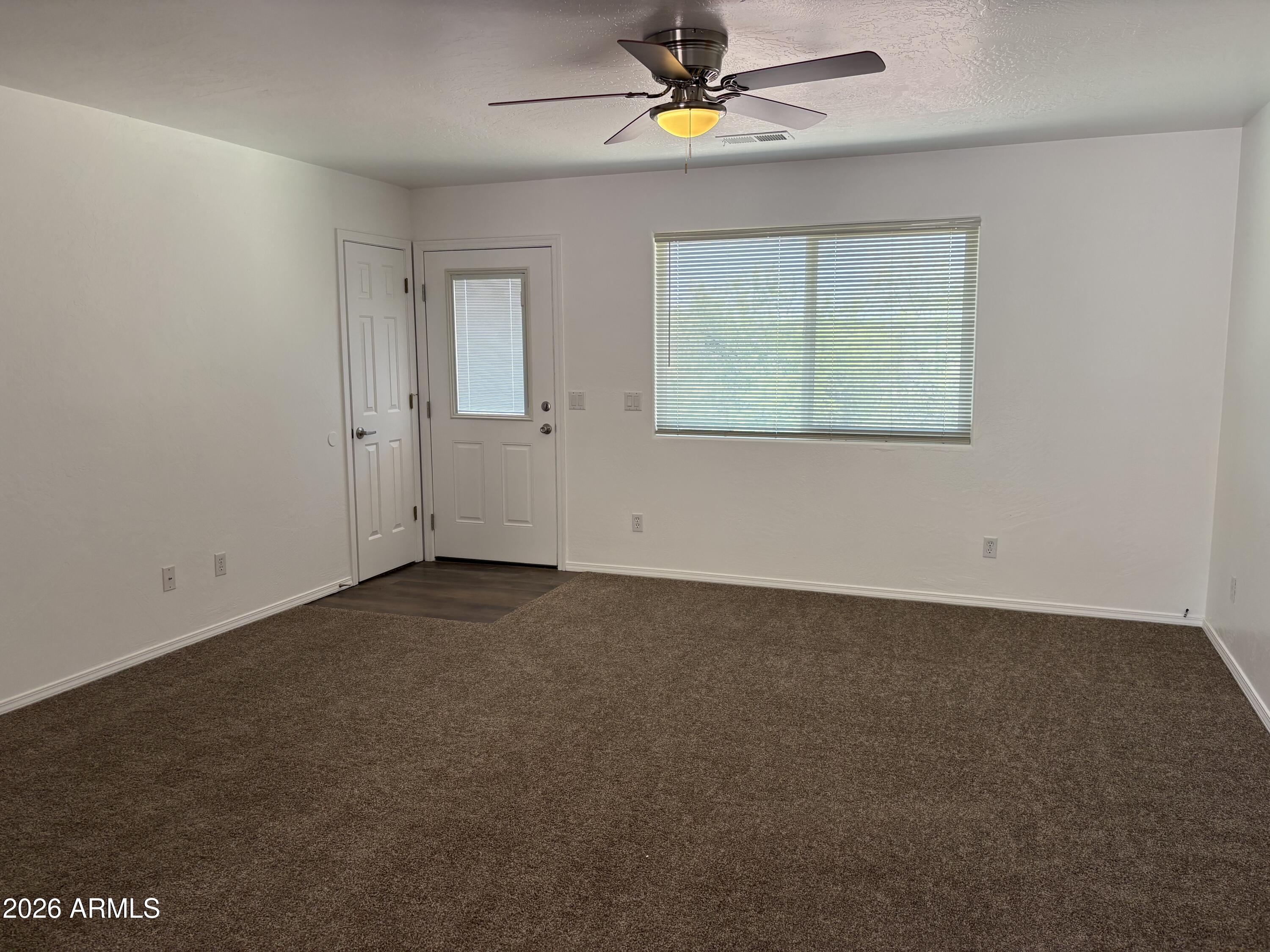 4690 Monument Way Rimrock, AZ 86335 - Photo 2 of 15